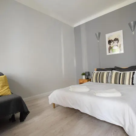 Studio Apartment By Hi5- Oktober 6 Street Budapest Exterior foto
