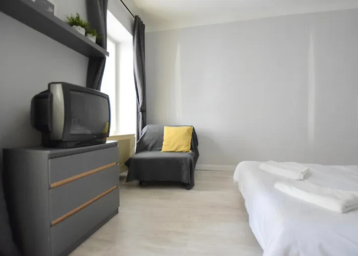 Studio Apartment By Hi5- Oktober 6 Street