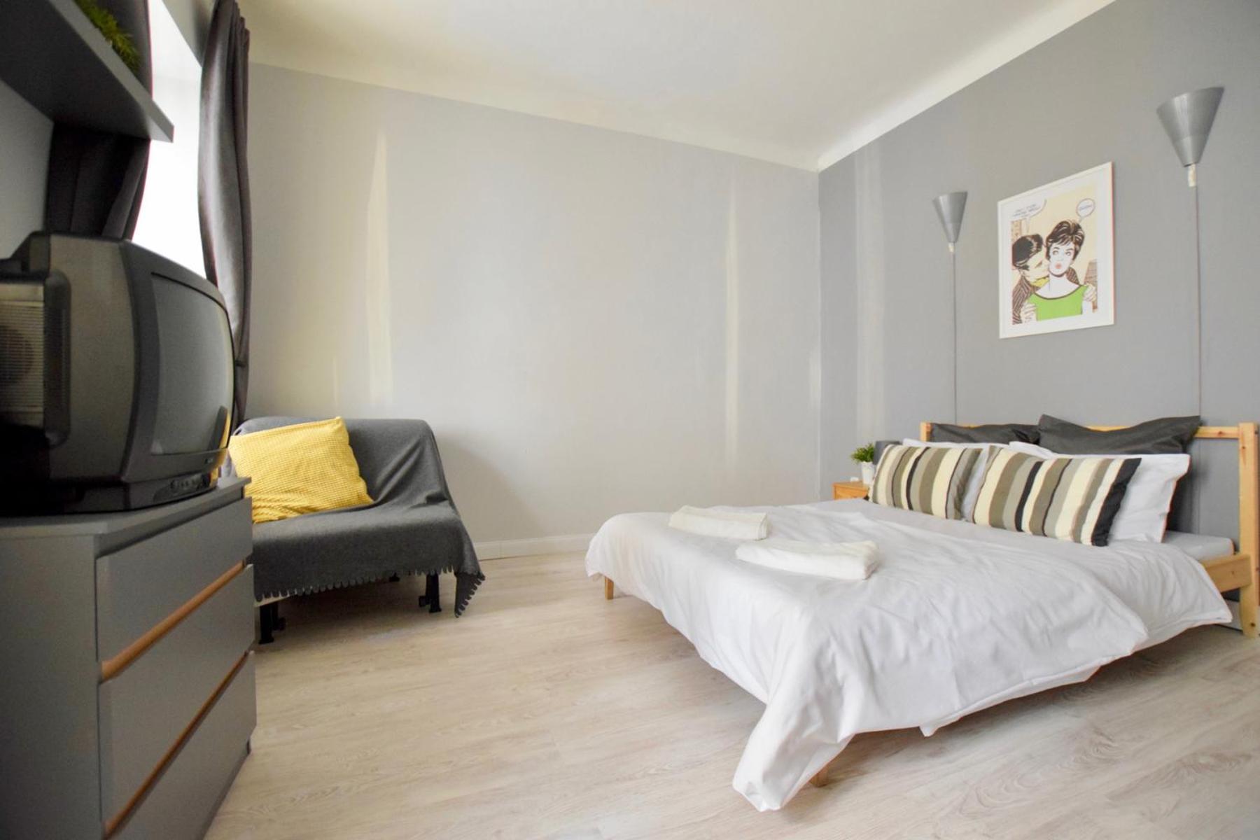 By Hi5- Oktober 6 Street Apartment *